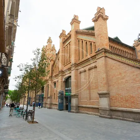 Appartamento Practico Junto A Estacion De Sants