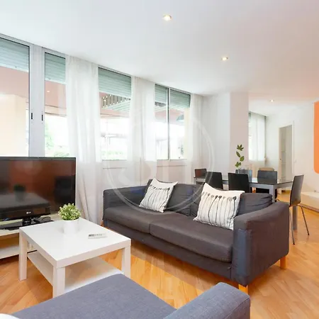 Apartment Practico Junto A Estacion De Sants *