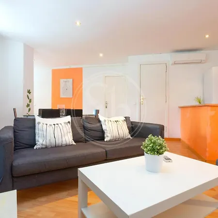 Practico Junto A Estacion De Sants Apartman Barcelona
